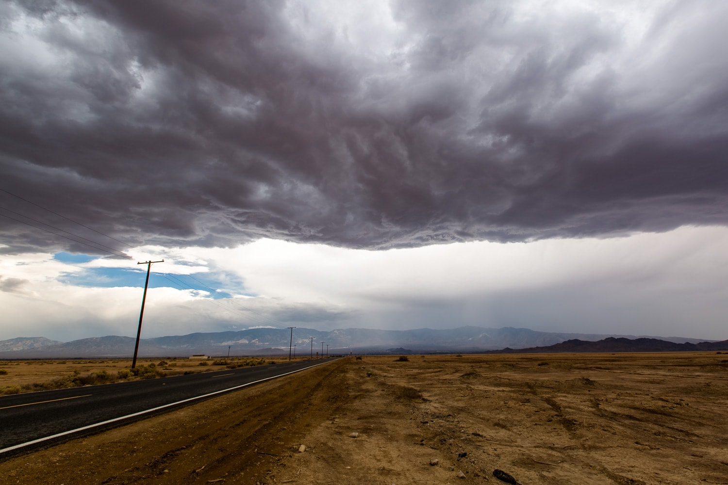 Intense storm clouds seen on the drive back to the San Bernardino mountains